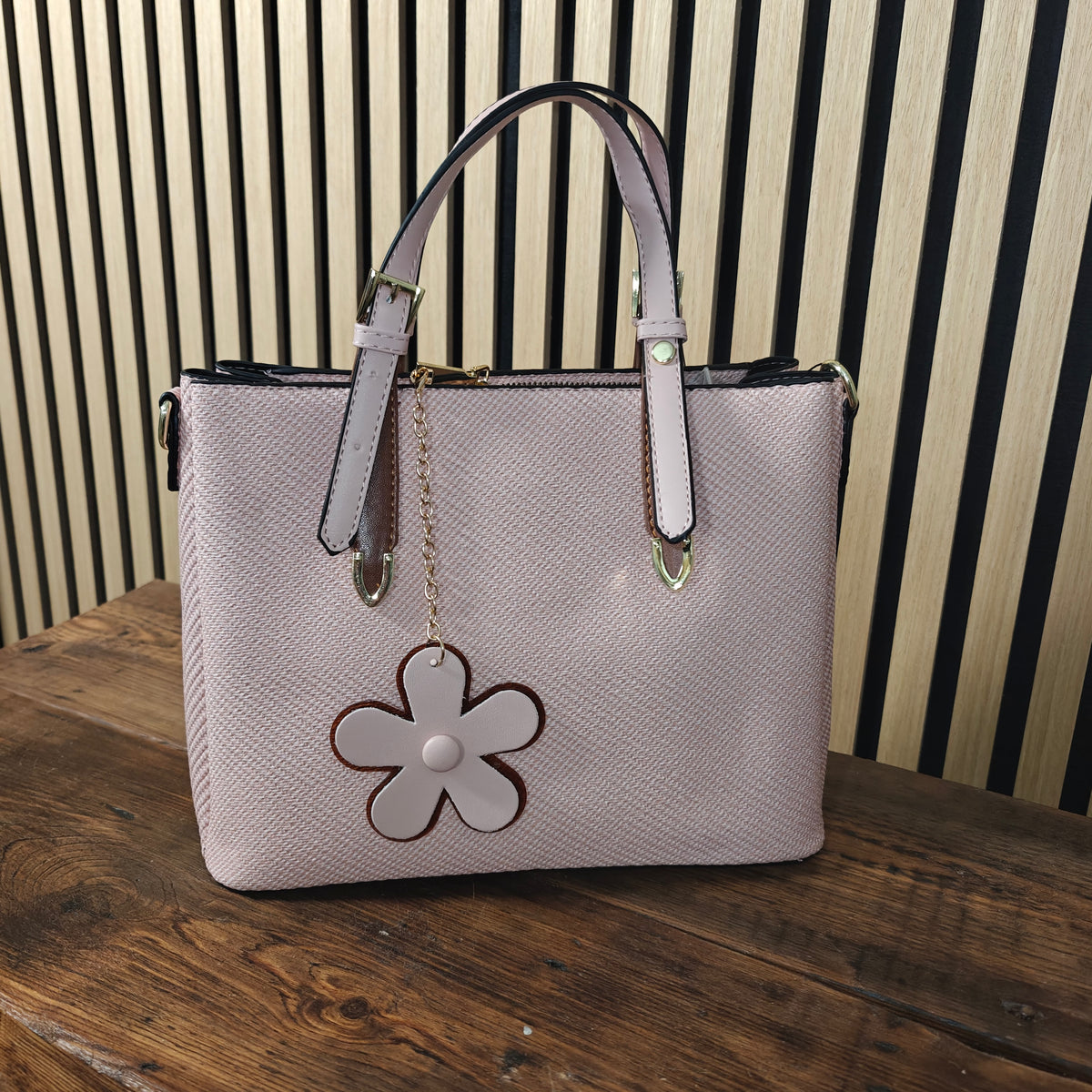 Flower charm hand bag, 2 short handles, colour pink 