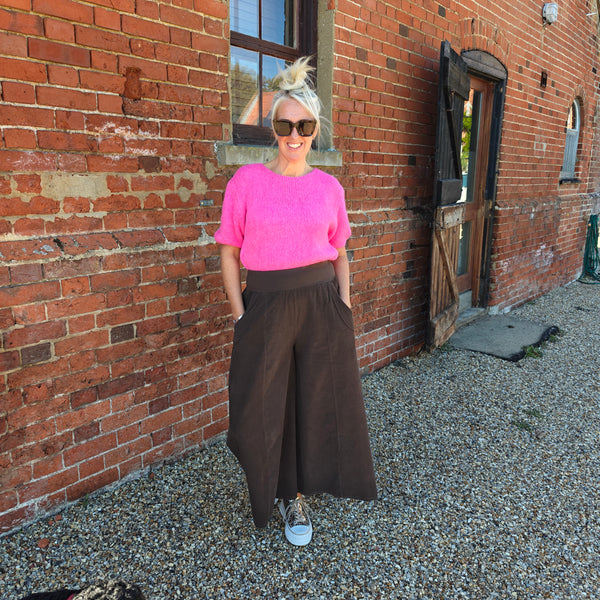 wide leg trousers female