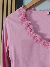 RACHEL - Ruffle Ribbed Top