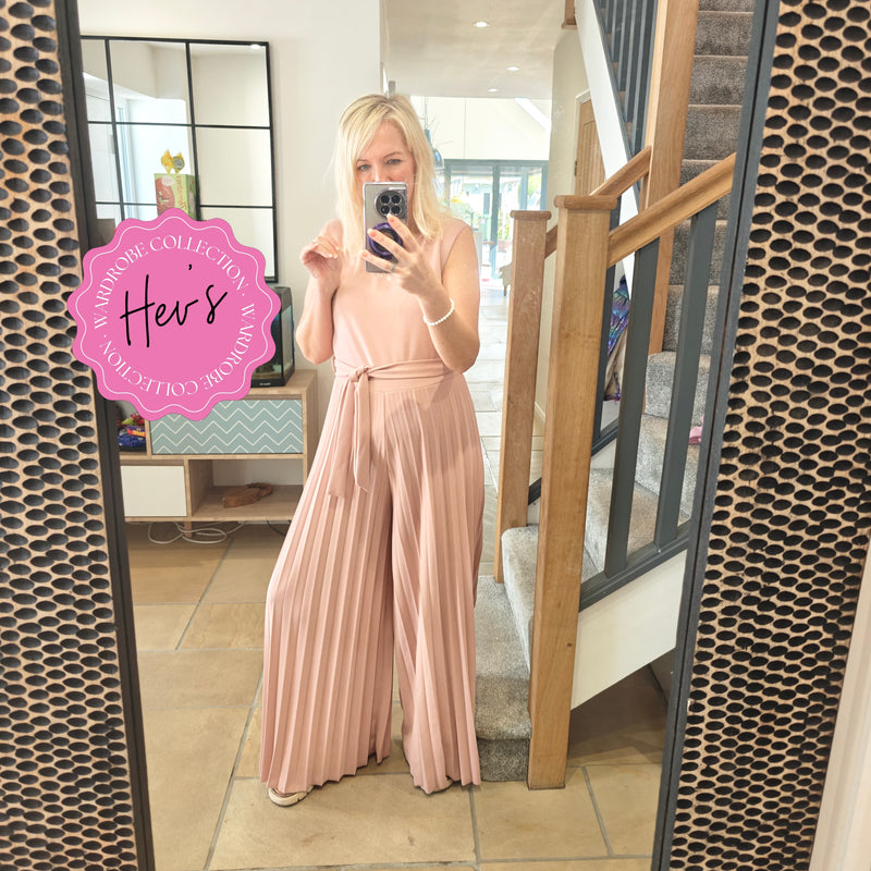Jumpsuit pink pleated 