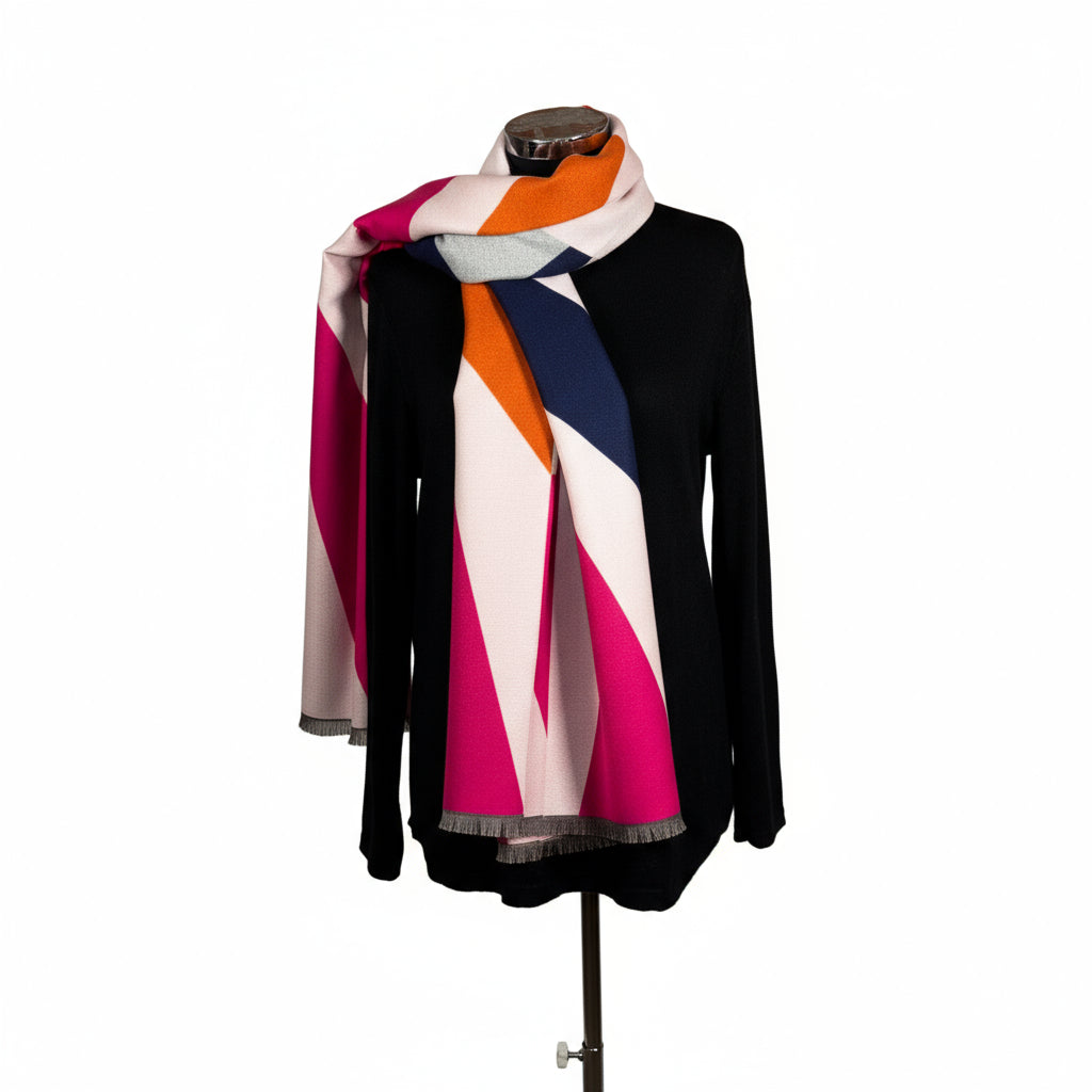 Elevate your everyday look with this bold-print cashmere-blend scarf, complete with short tassel detailing — effortlessly chic and makes a perfect gift.