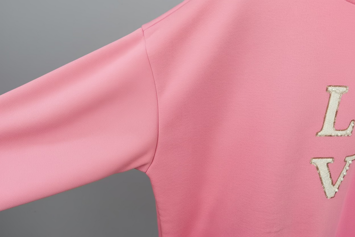 Lynn  LOVE jumper (Oversized)