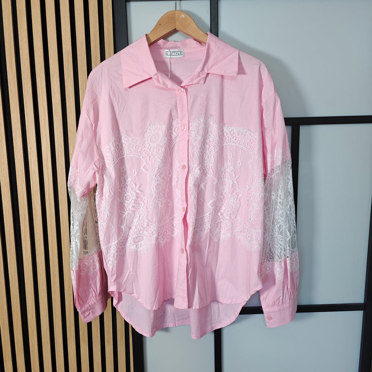 LAURA - Lace Blouse