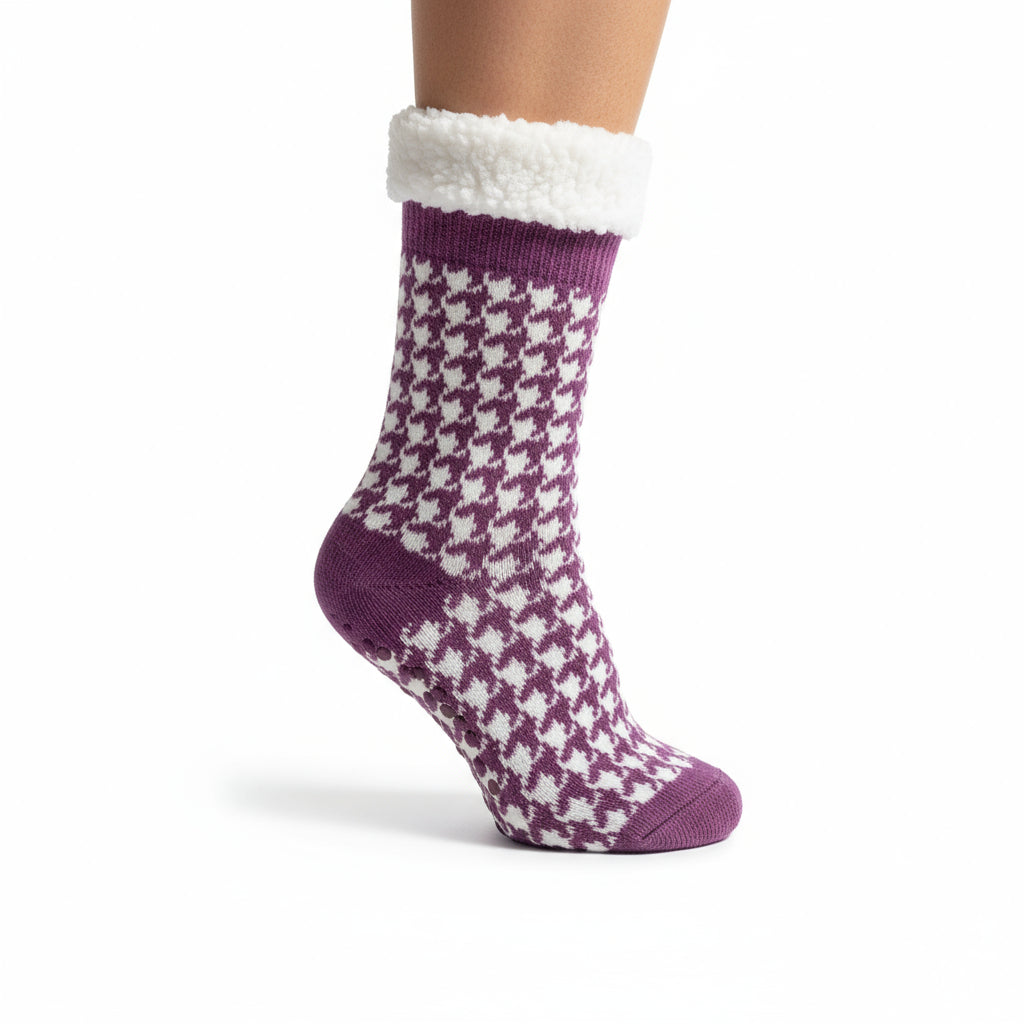 Keep your feet cosy in style with our super soft, luxurious fluffy socks. 
